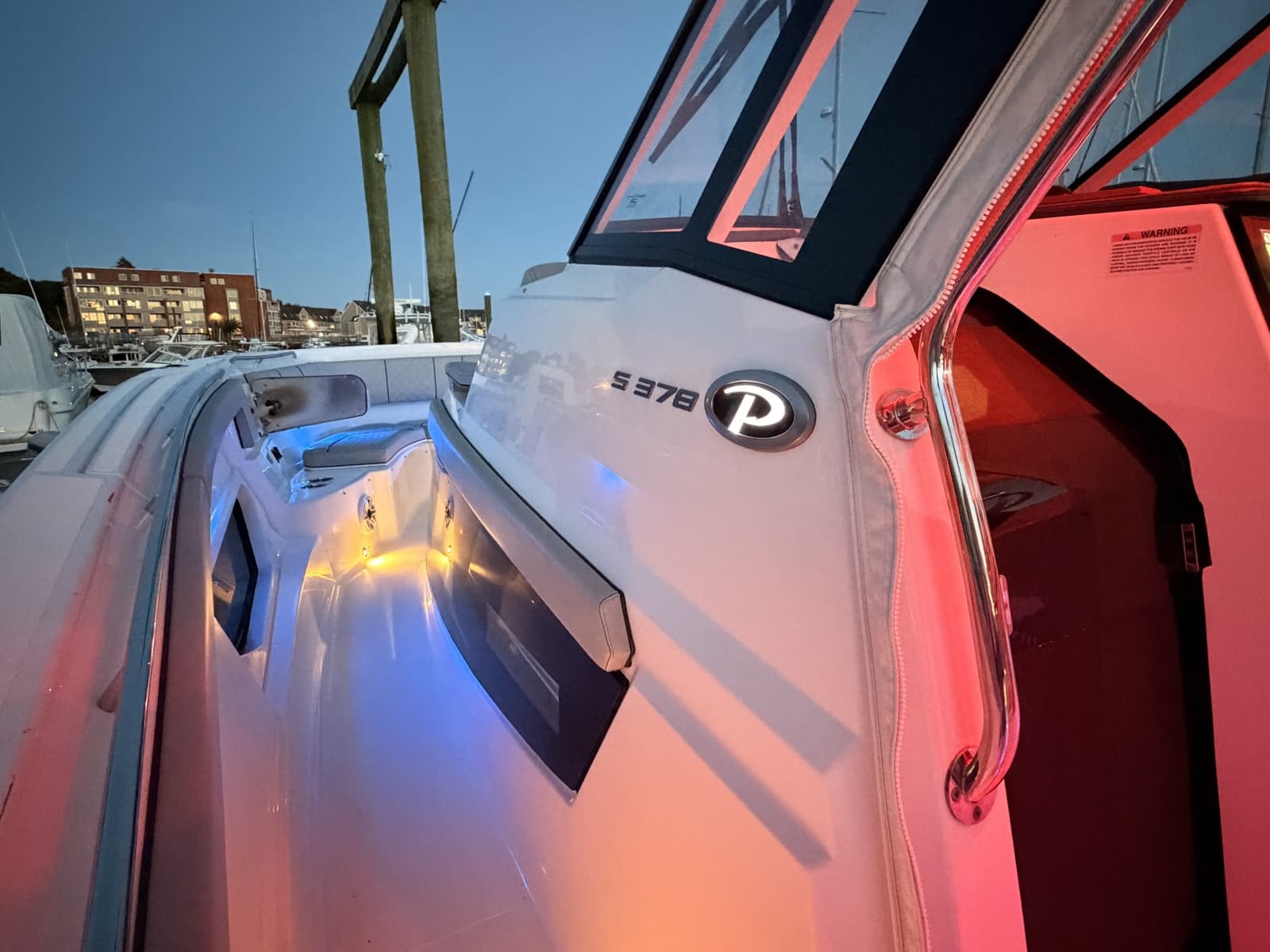 2022 Pursuit S378