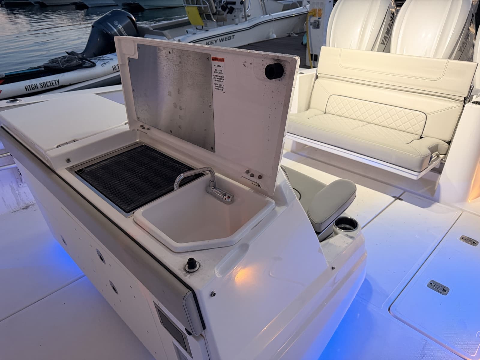 2022 Pursuit S378