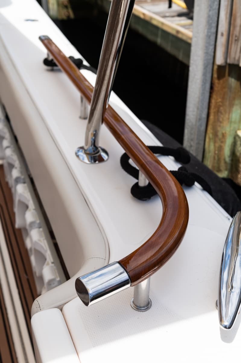 2013 Tiara Yachts 3600 Coronet