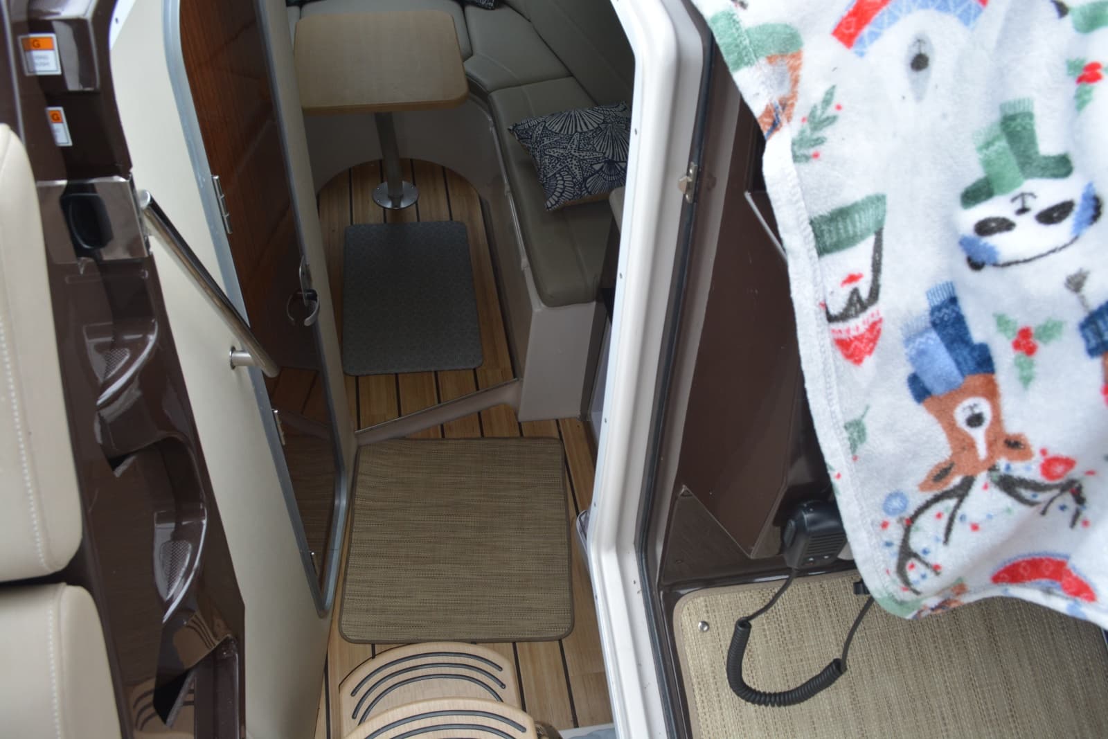 2014 Regal 28 Express