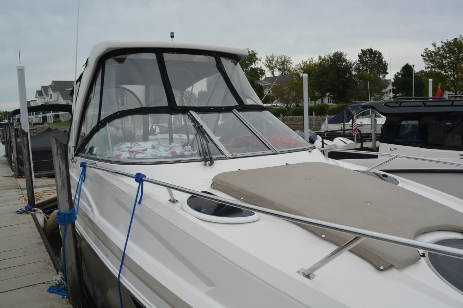 2014 Regal 28 Express