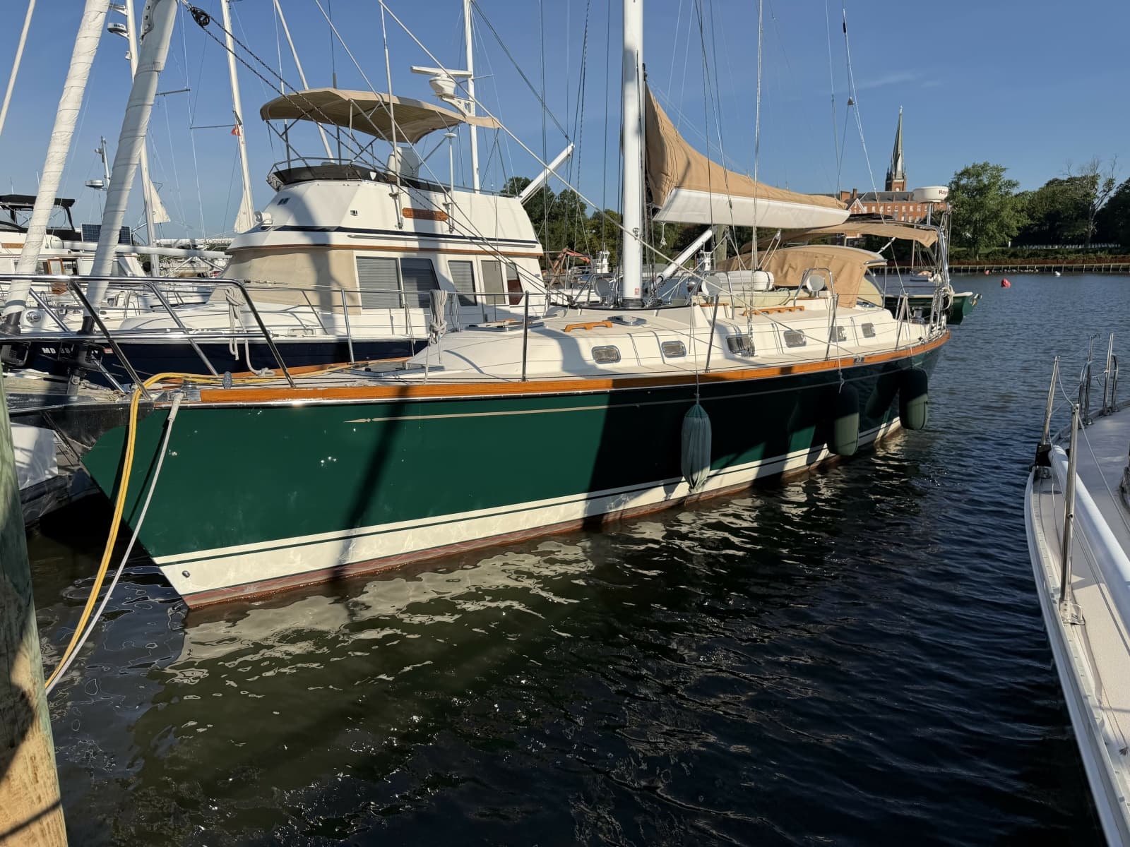 2011 Tartan 4300