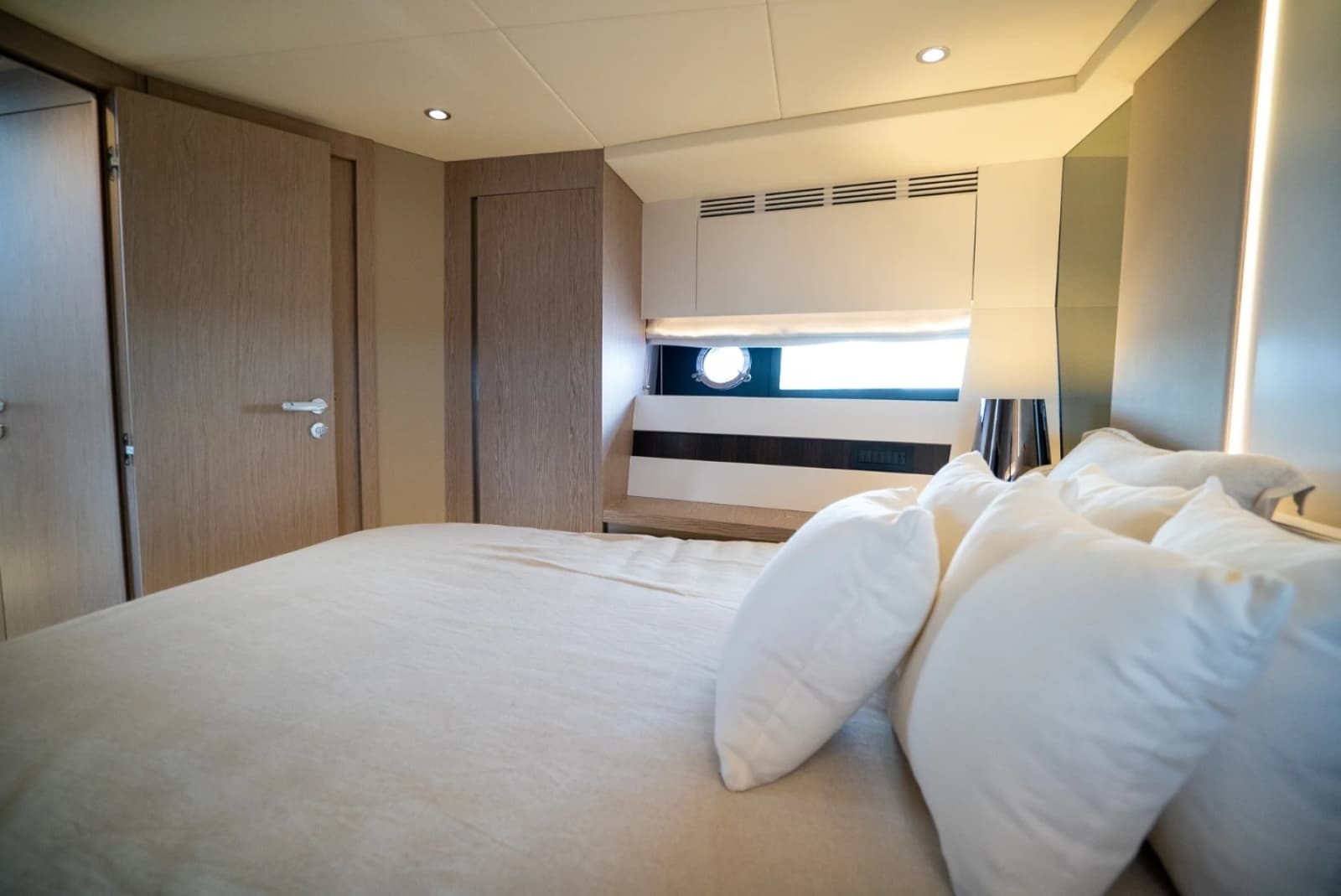2025 Azimut S6
