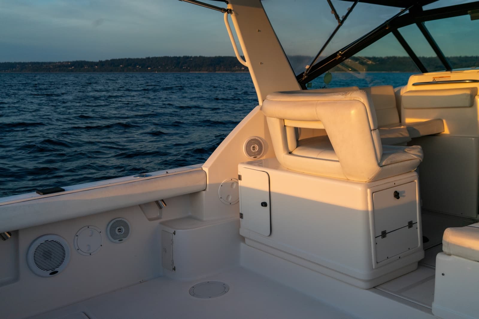 2001 Tiara Yachts 3100 Open
