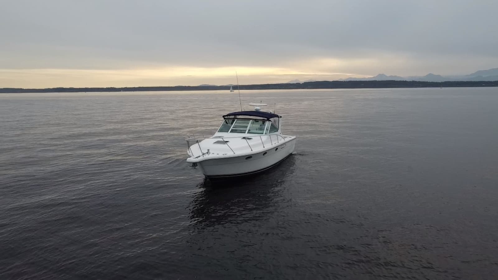 2001 Tiara Yachts 3100 Open