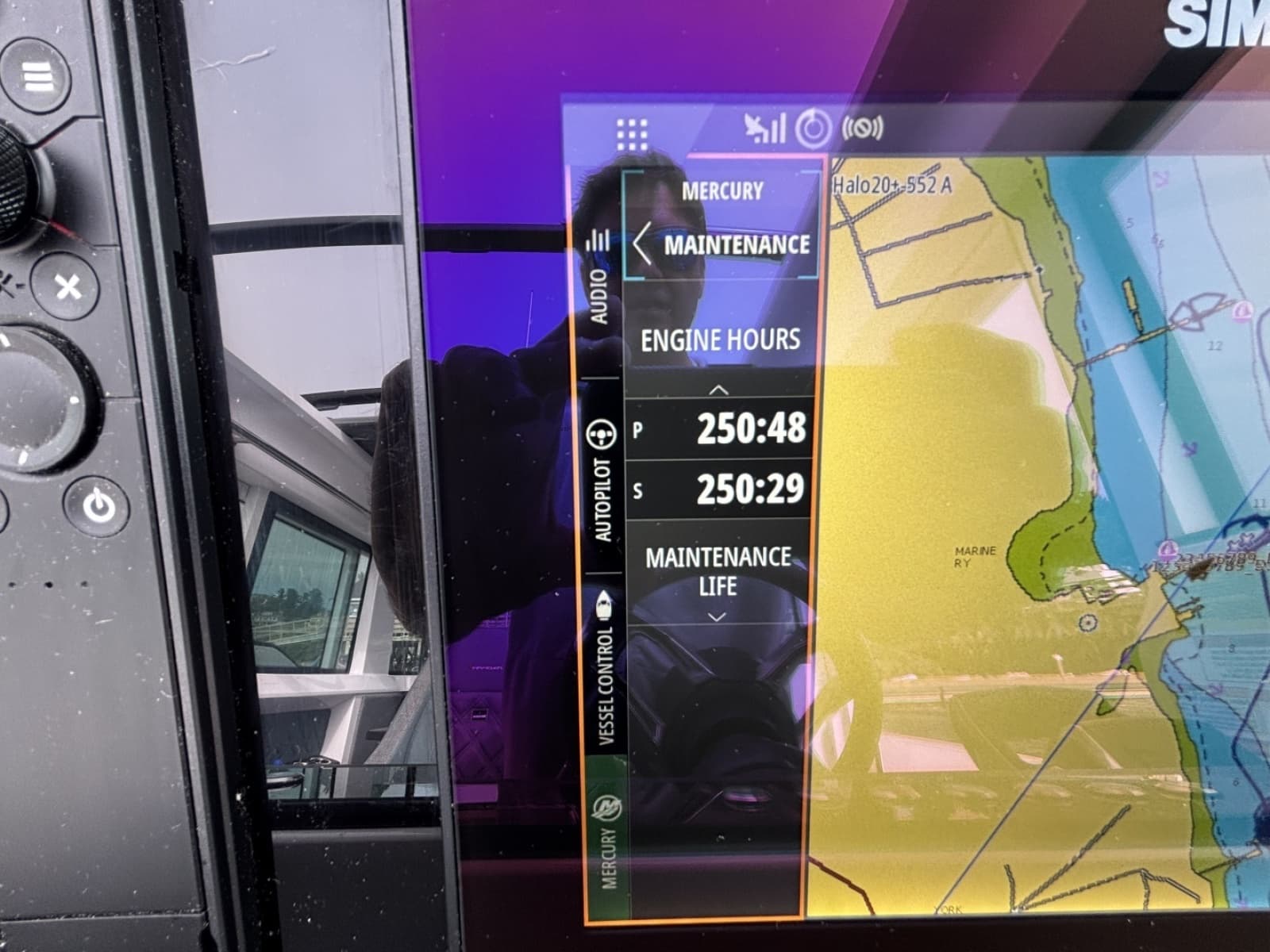 2024 Axopar 37XC Cross Cabin