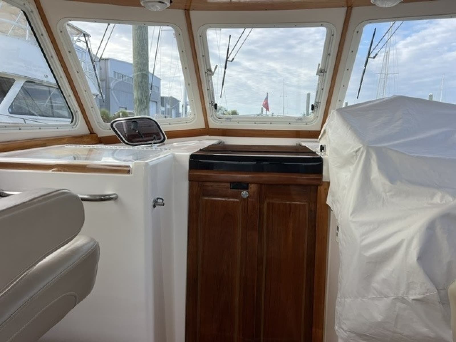 2000 Sabre 36 express