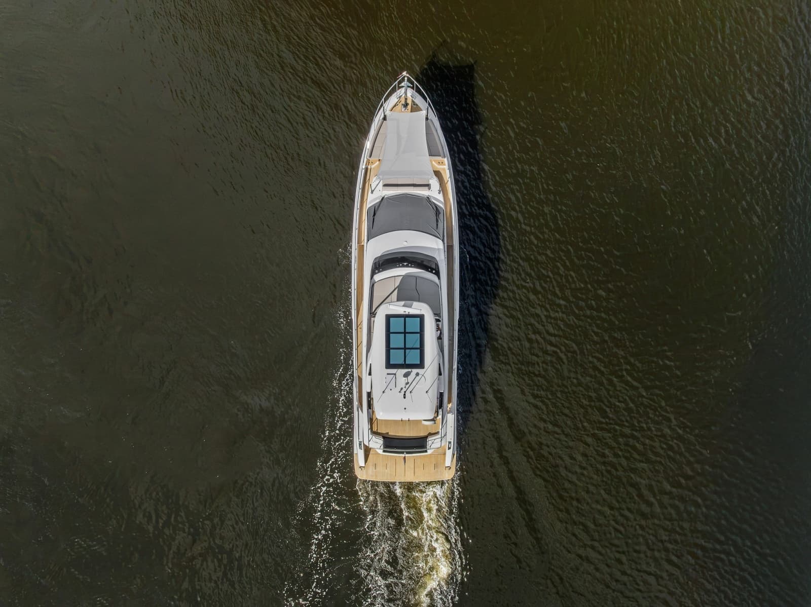 2026 Ferretti Yachts 670