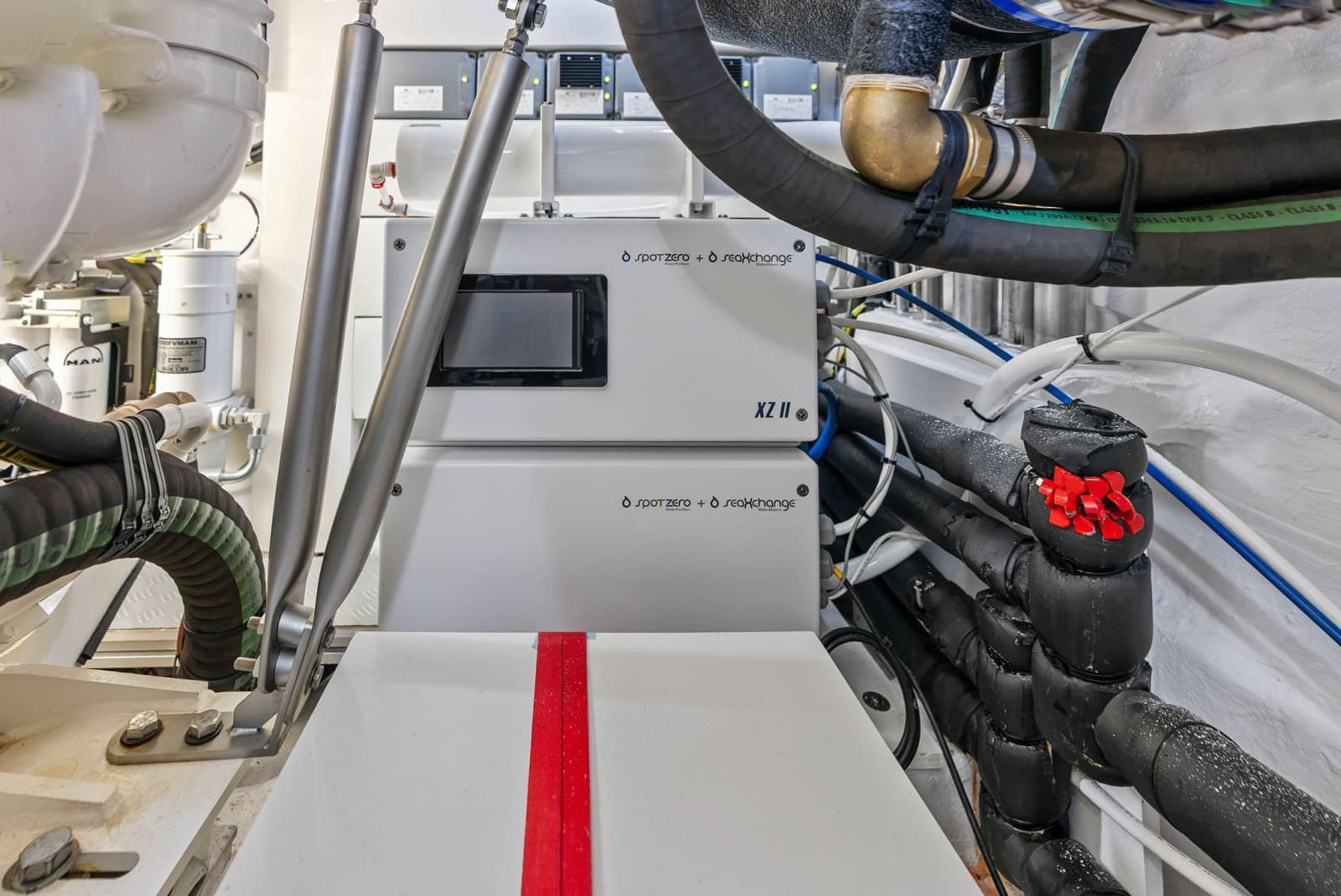 2026 Ferretti Yachts 670