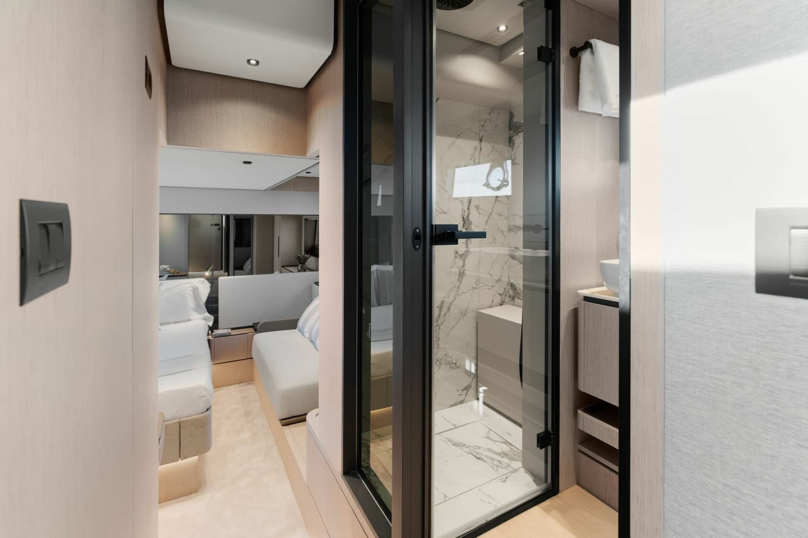 2025 Ferretti Yachts 