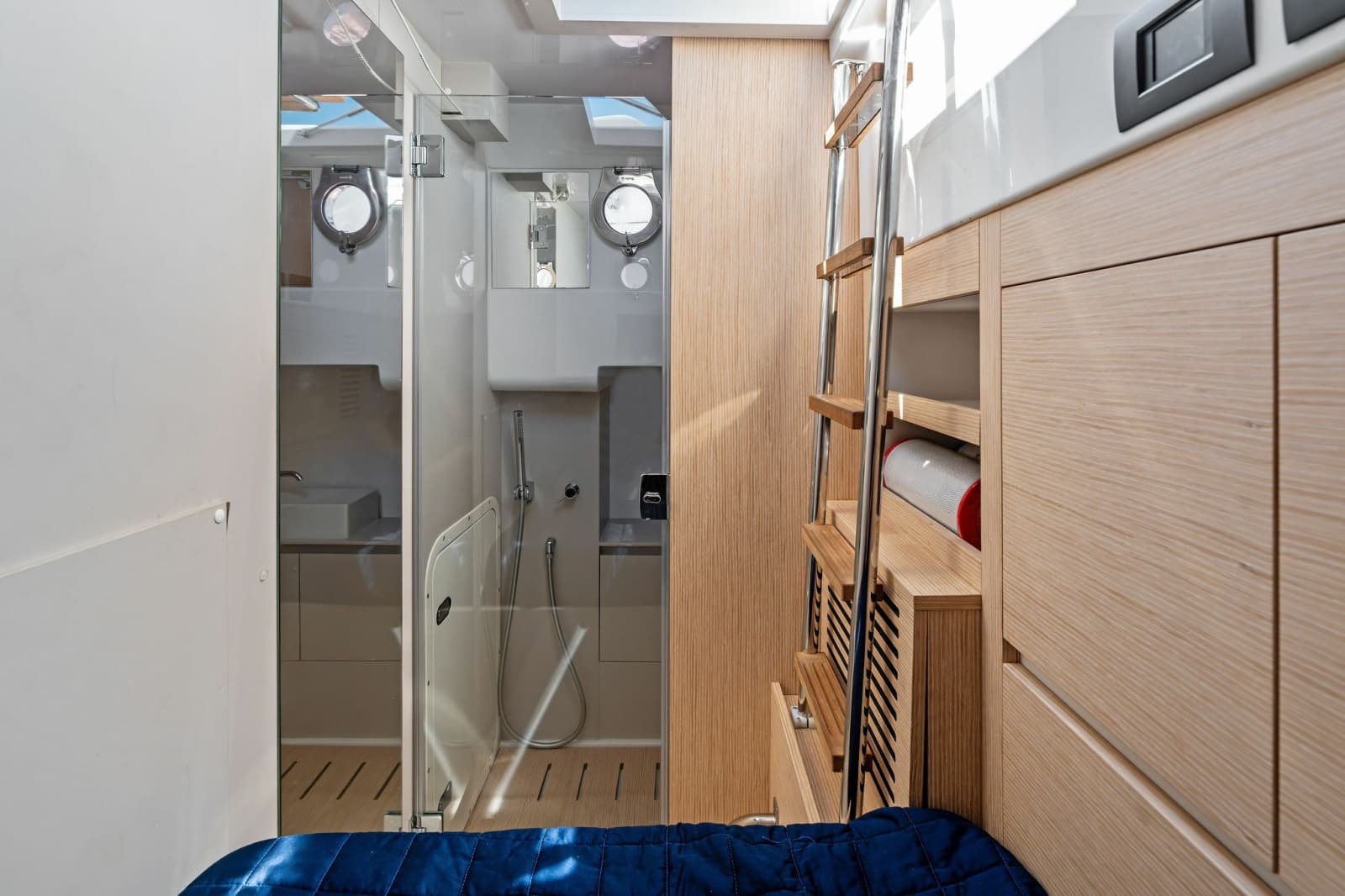 2025 Ferretti Yachts 