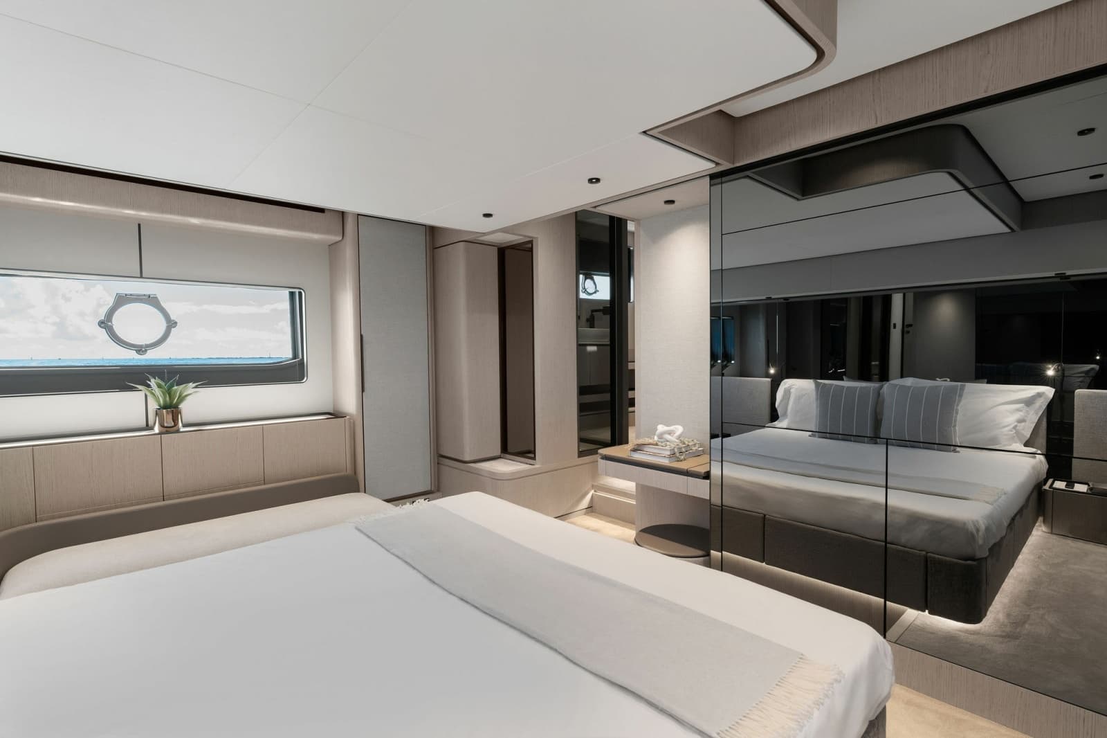 2025 Ferretti Yachts 