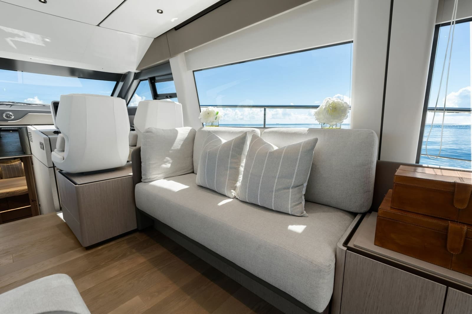 2025 Ferretti Yachts 