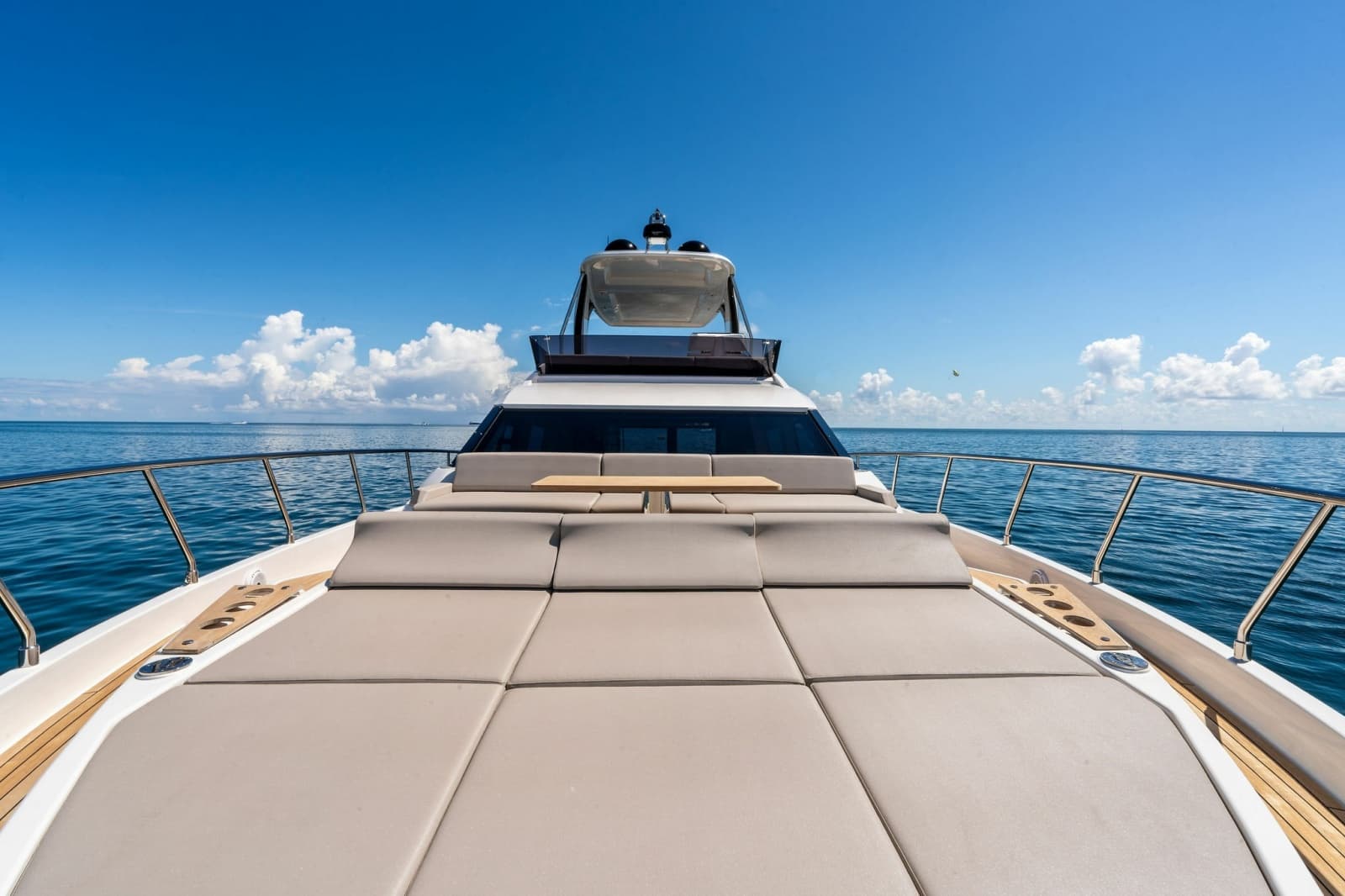 2025 Ferretti Yachts 
