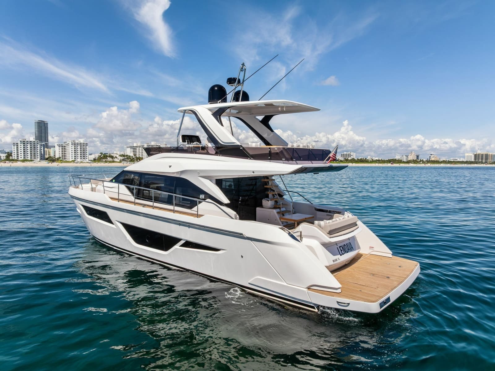 2025 Ferretti Yachts 