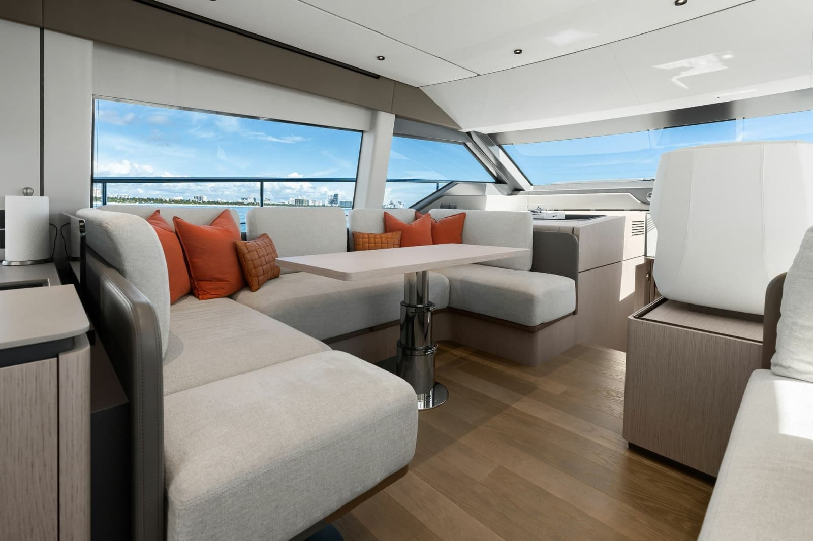 2025 Ferretti Yachts 