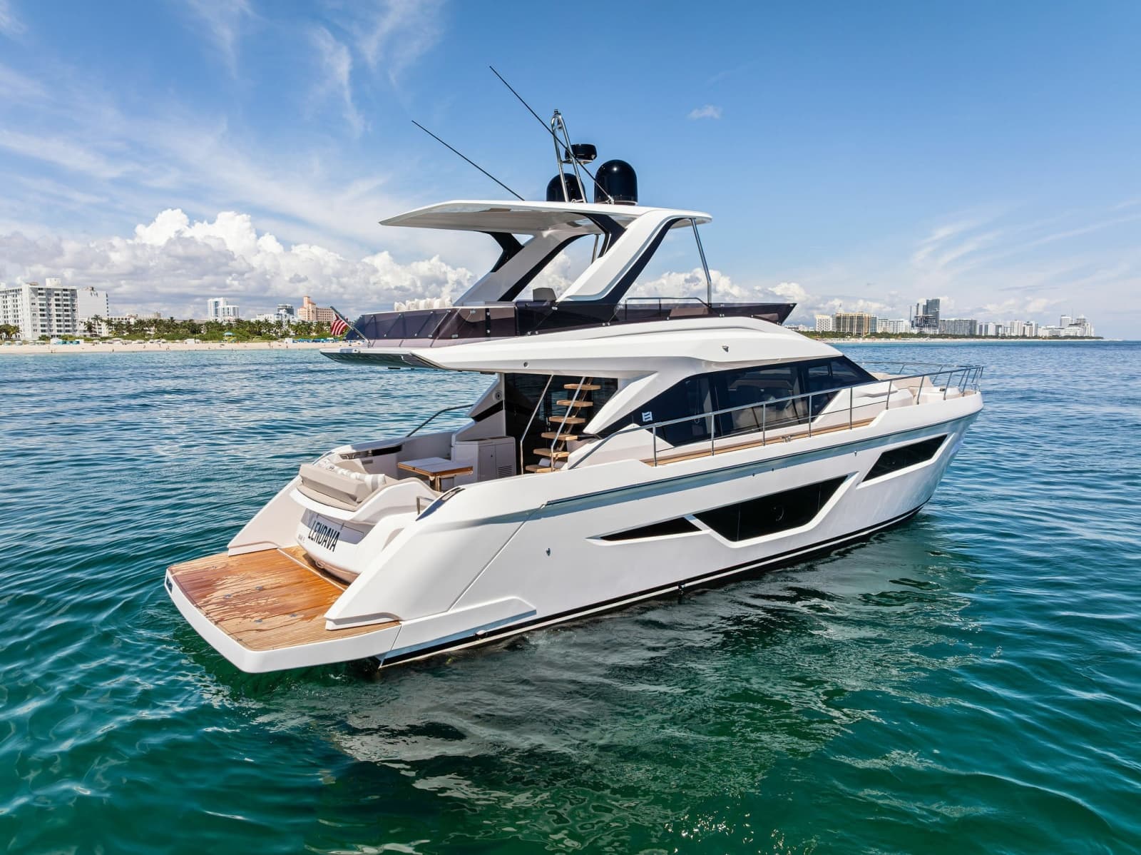2025 Ferretti Yachts 