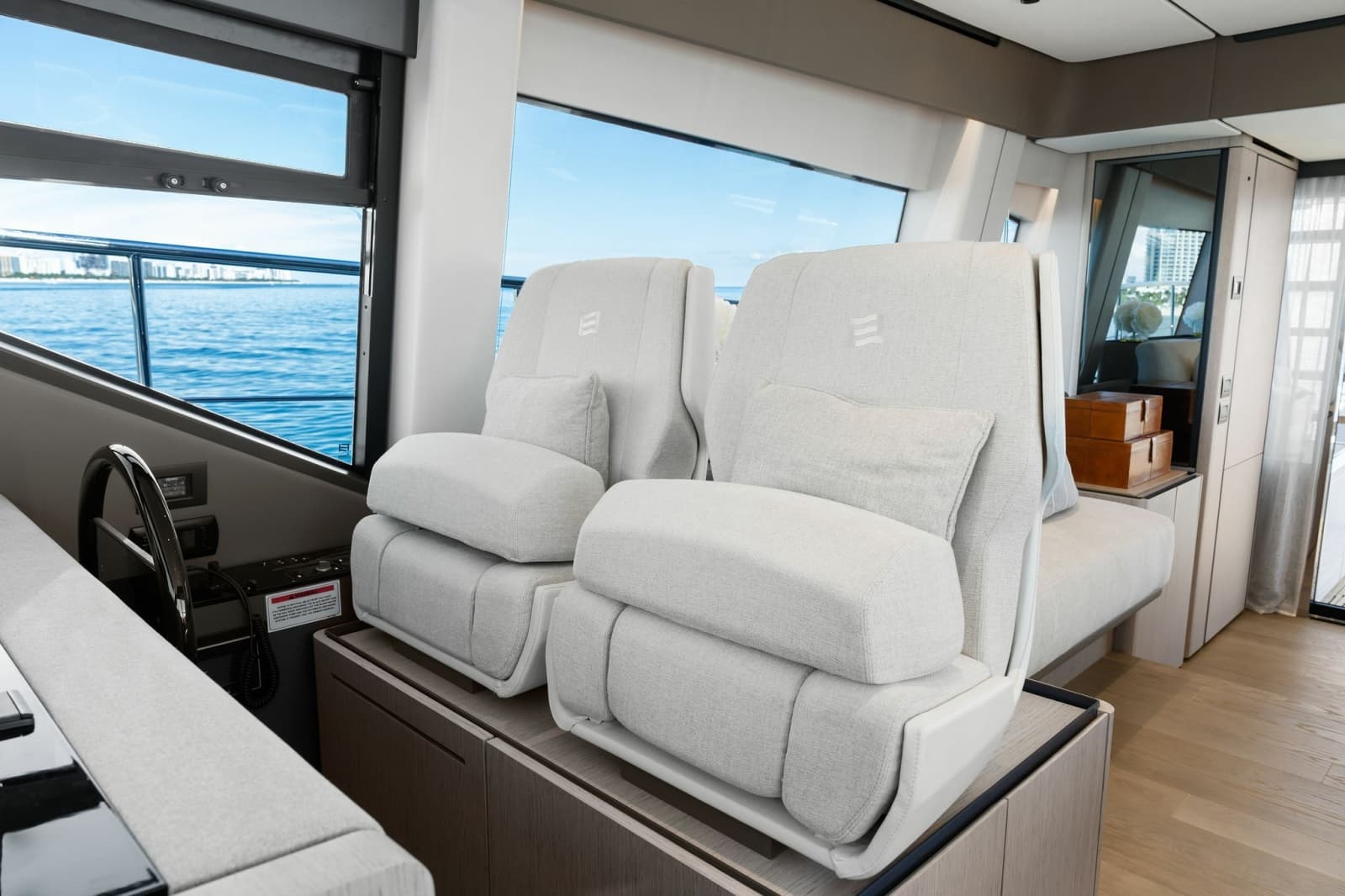 2025 Ferretti Yachts 