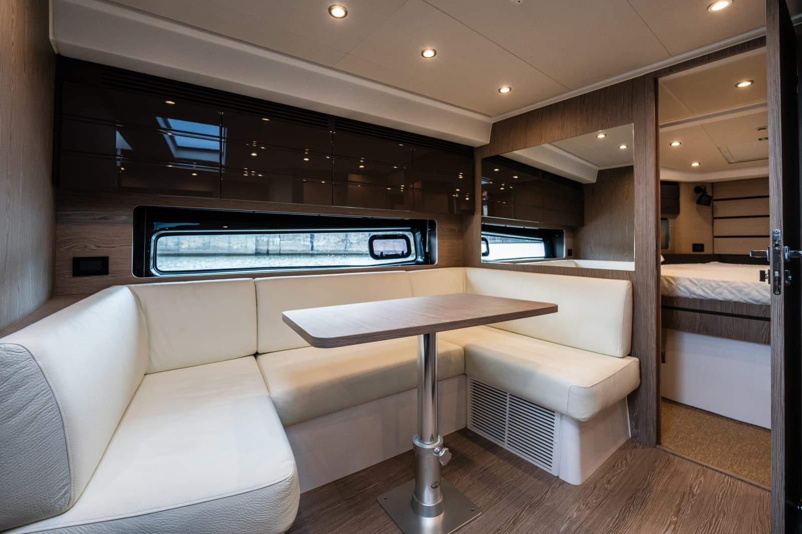 2025 Azimut Atlantis 45
