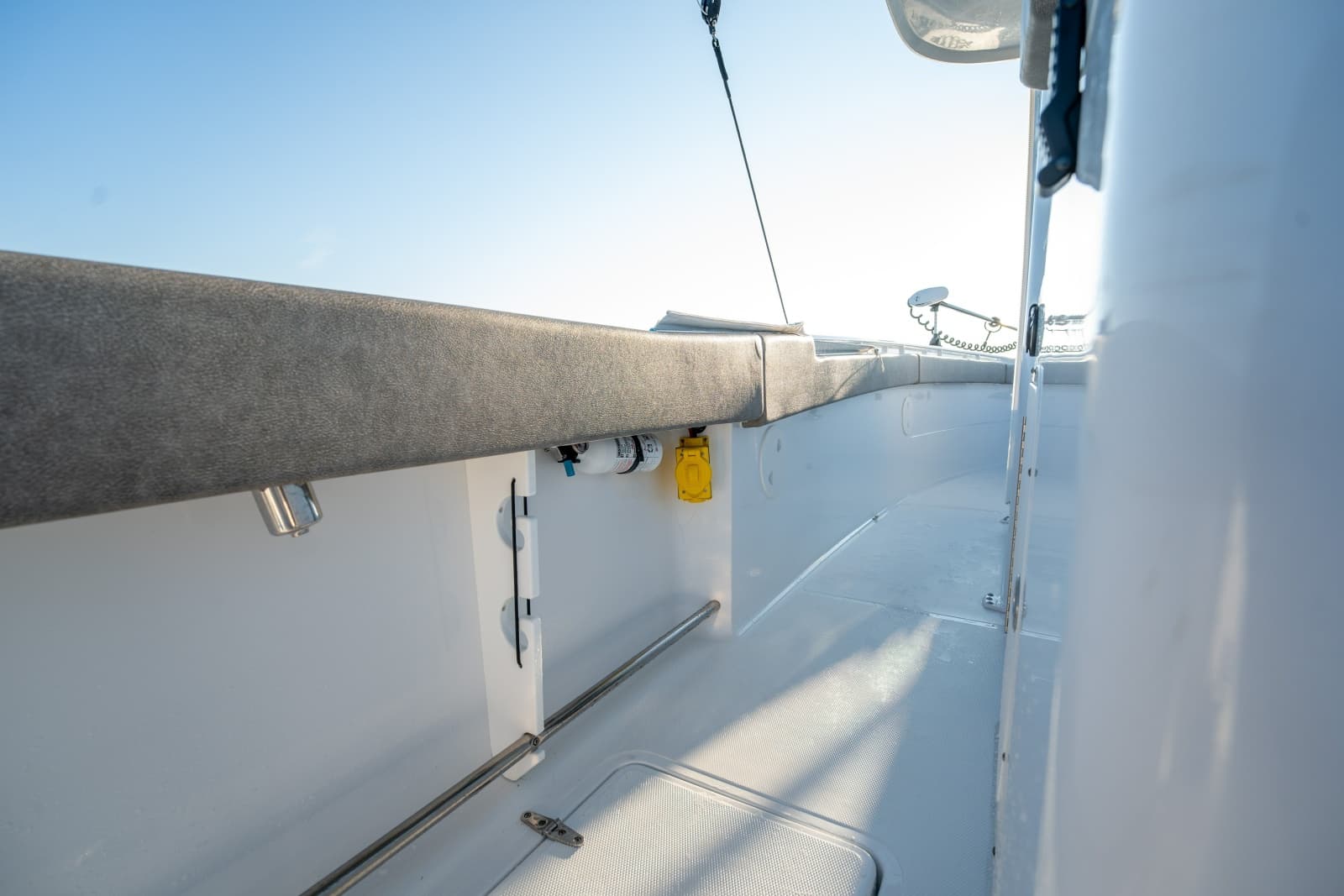2026 Sea Hunt Gamefish 30CB