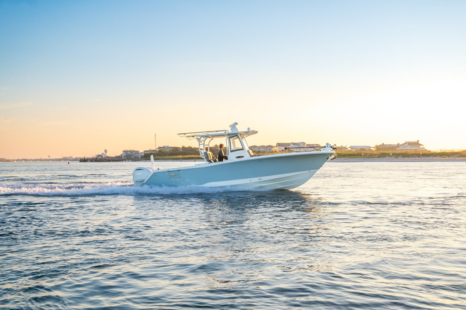 2026 Sea Hunt Gamefish 30CB