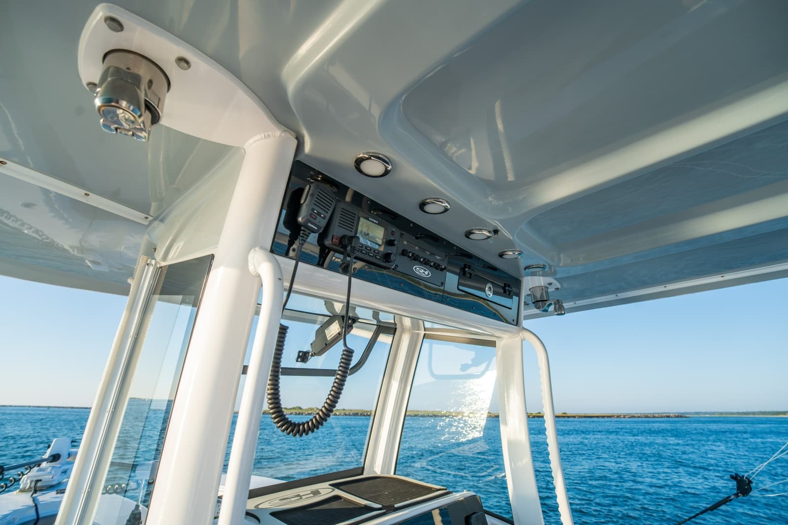 2026 Sea Hunt Gamefish 30CB