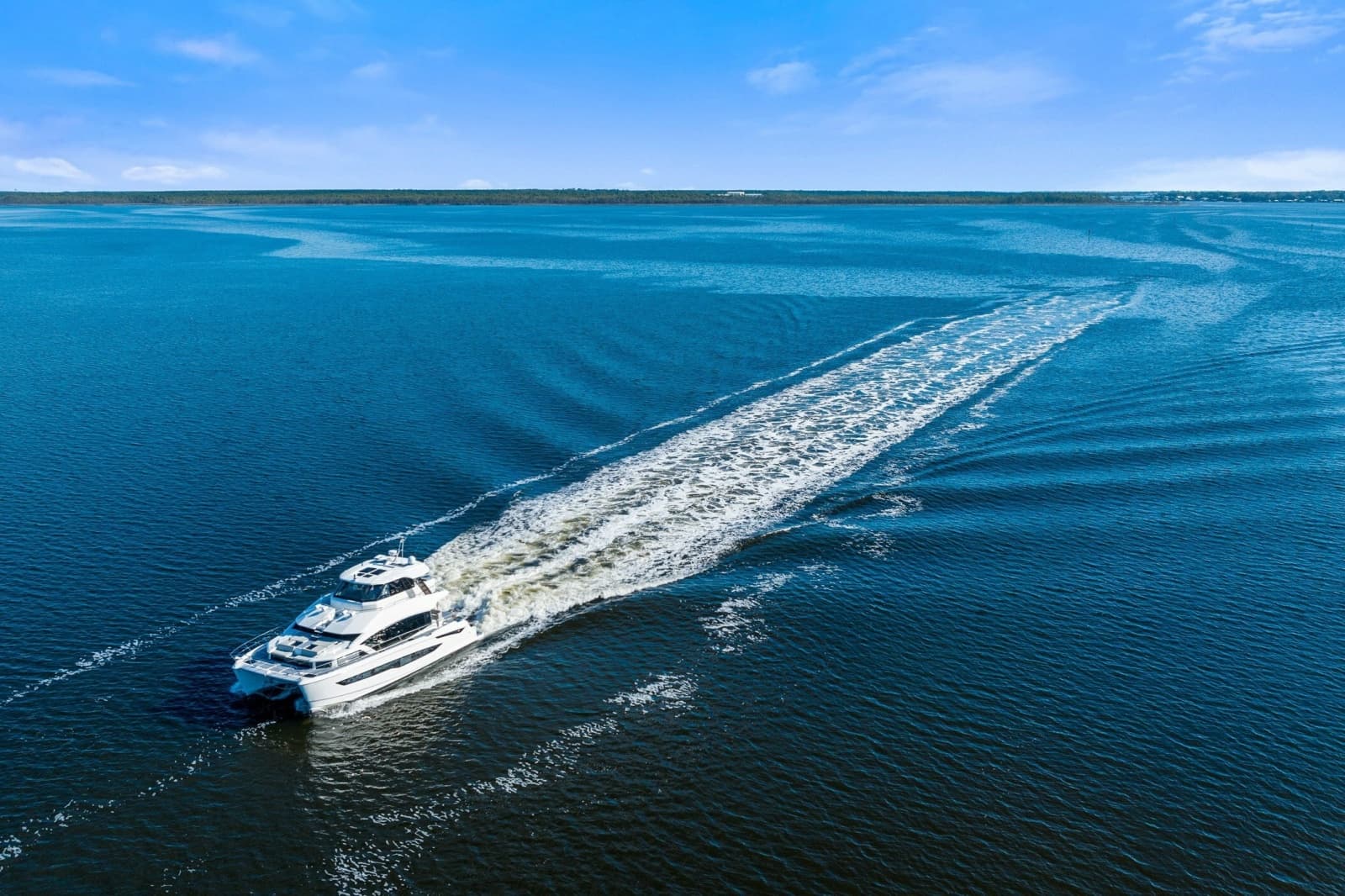 2021 Aquila 54 Yacht
