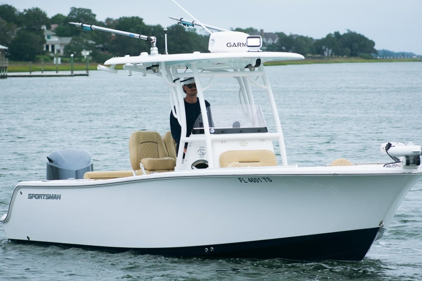 2021 Sportsman Open 242 Center Console