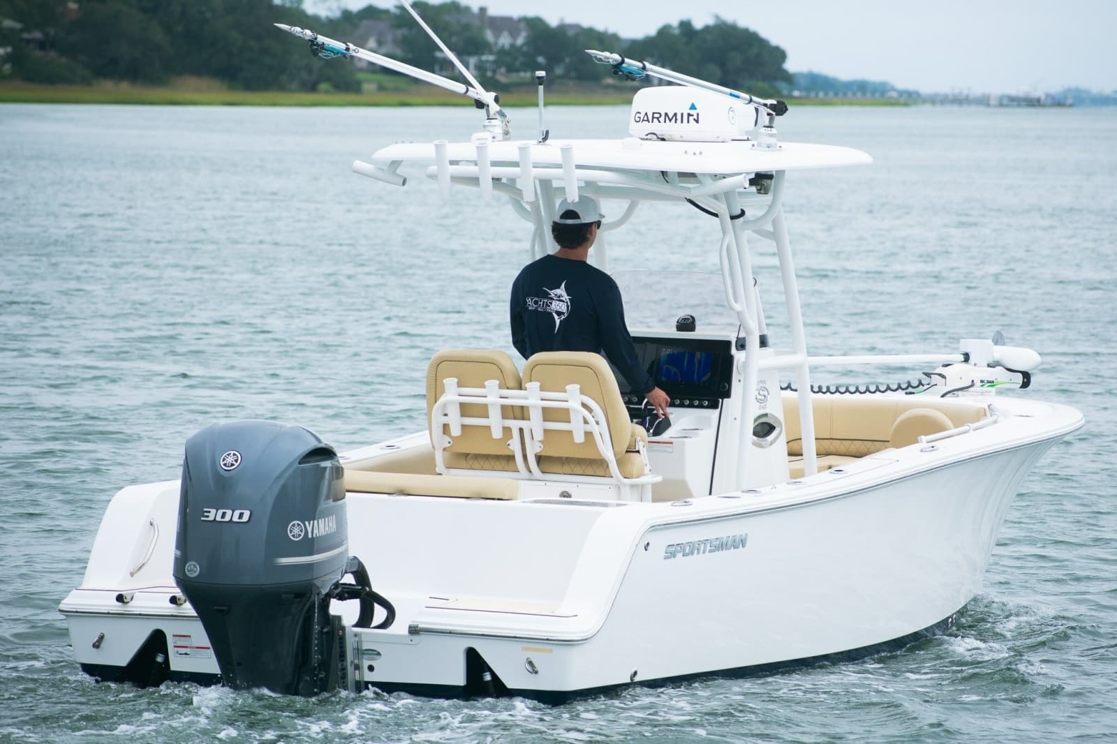 2021 Sportsman Open 242 Center Console