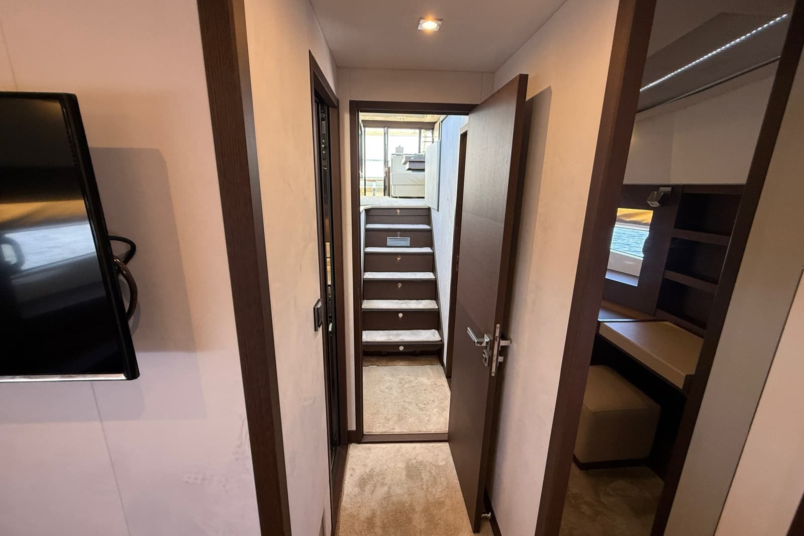 2017 Prestige 630