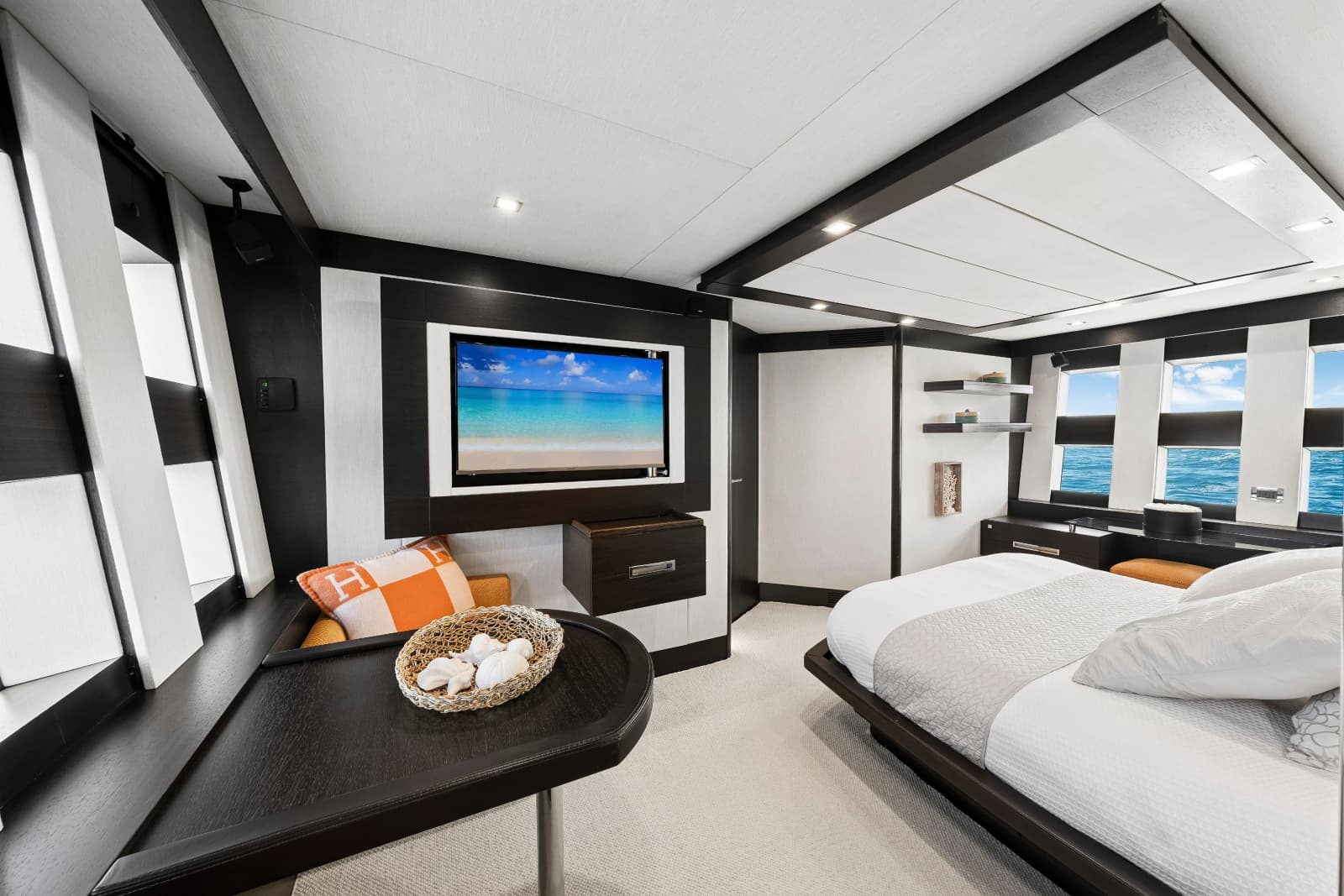 2009 Azimut 86S
