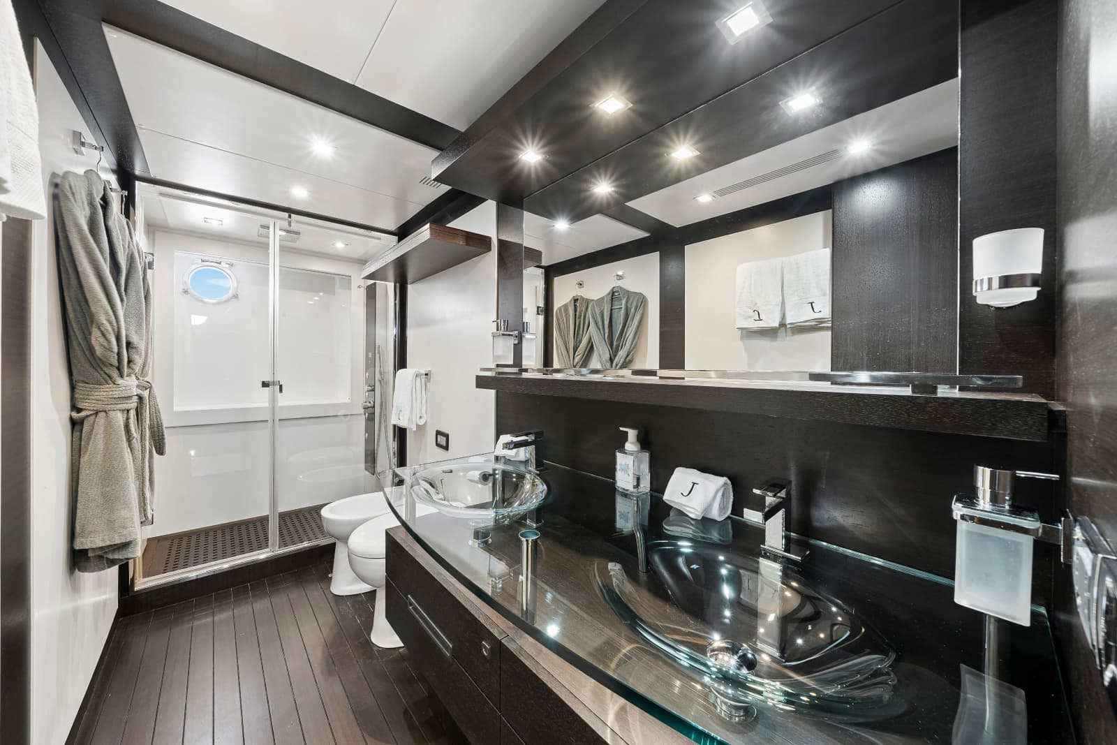 2009 Azimut 86S