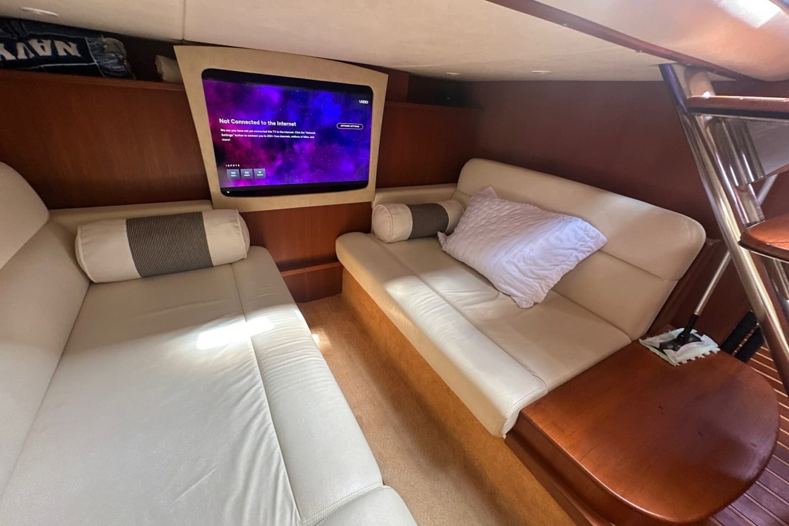 2009 Tiara Yachts 3500 Sovran