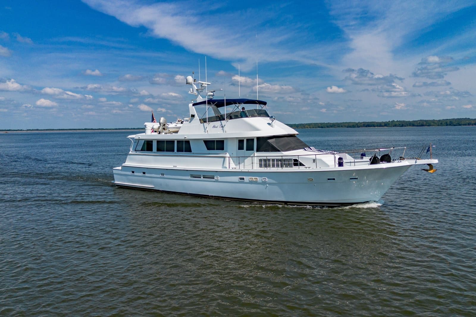 1988 Hatteras 70 Cockpit Motor Yacht