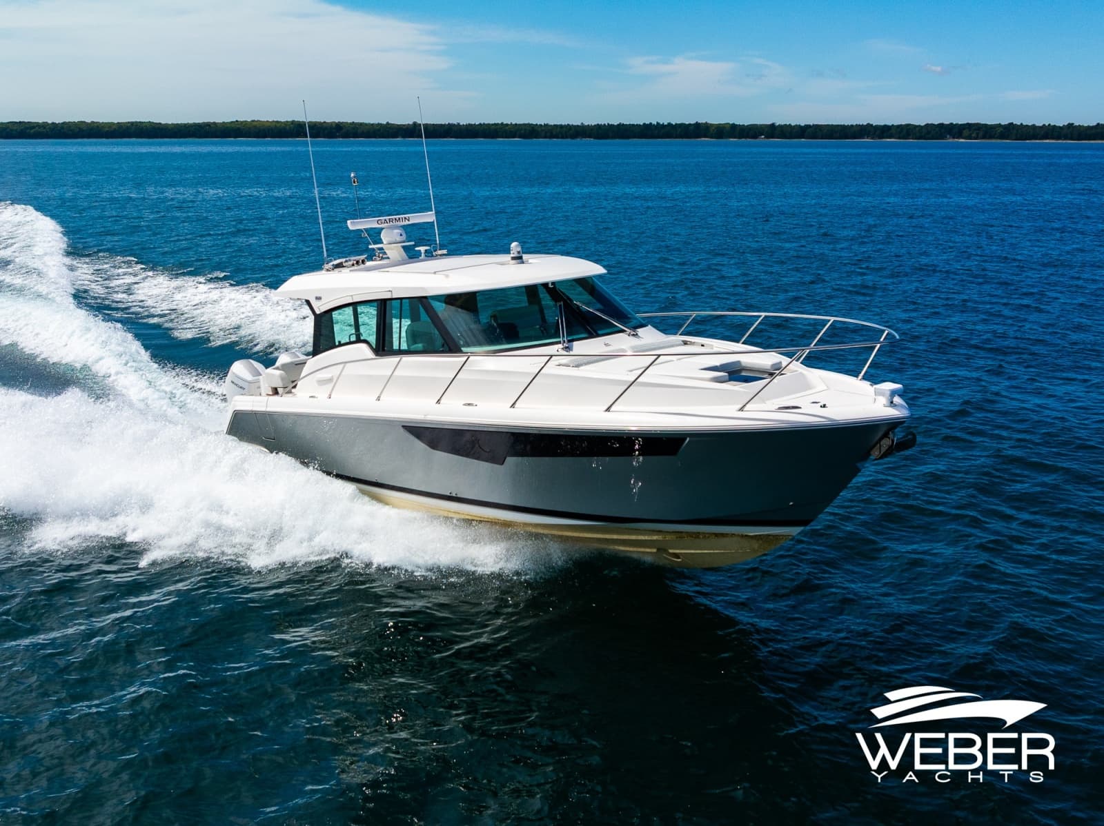 2026 Tiara Yachts 