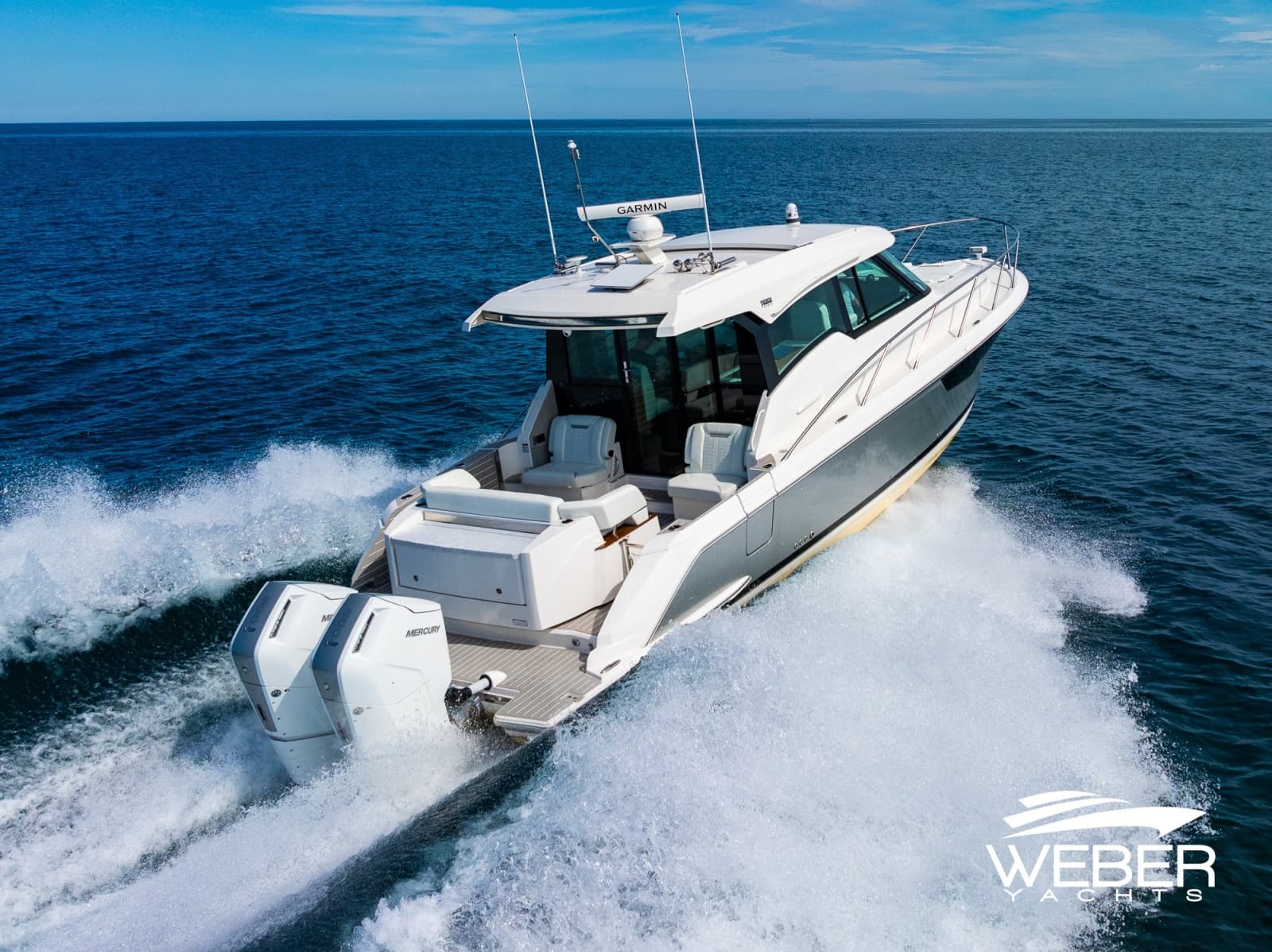 2026 Tiara Yachts 