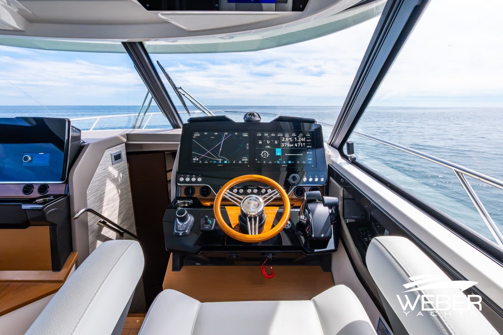 2026 Tiara Yachts 
