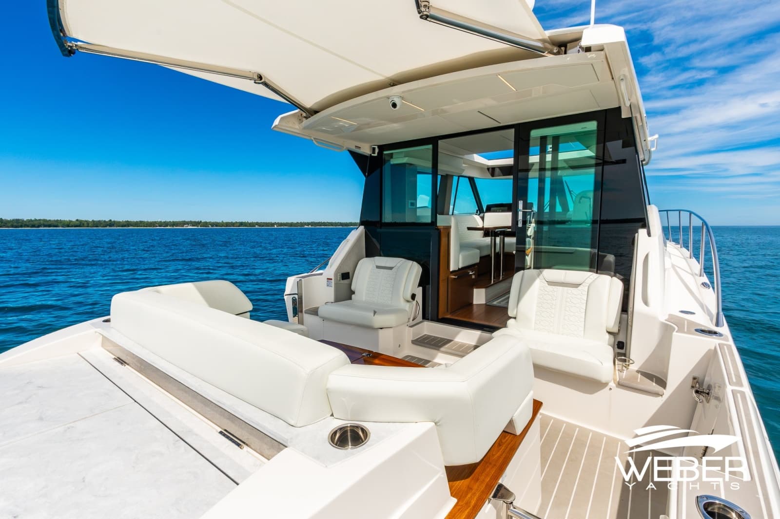 2026 Tiara Yachts 