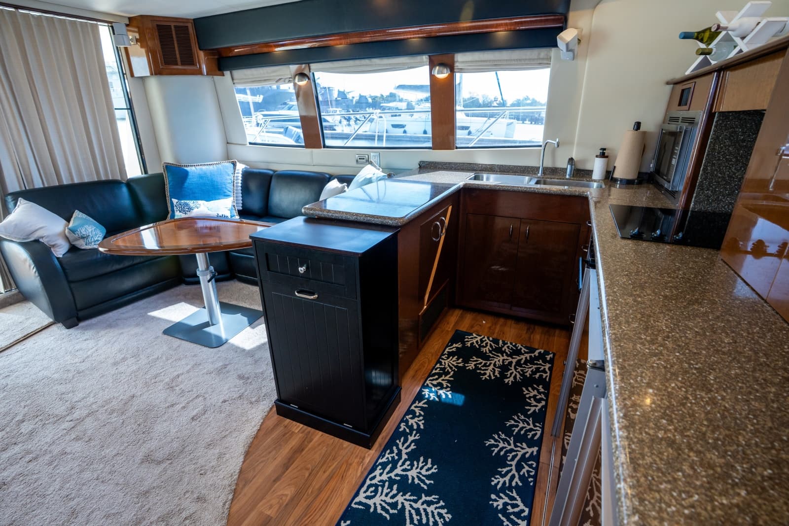 2007 Carver 56 Voyager SE