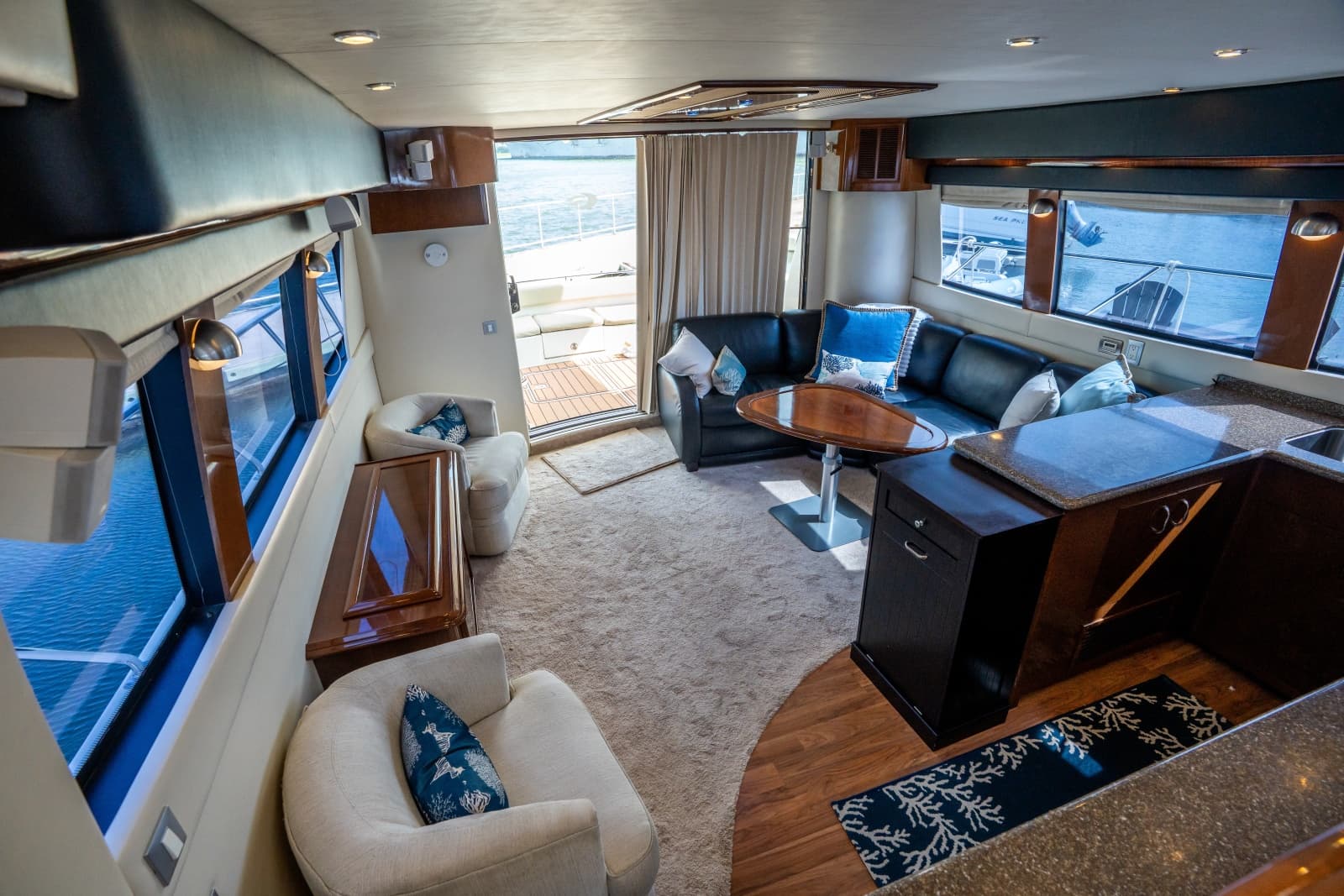 2007 Carver 56 Voyager SE