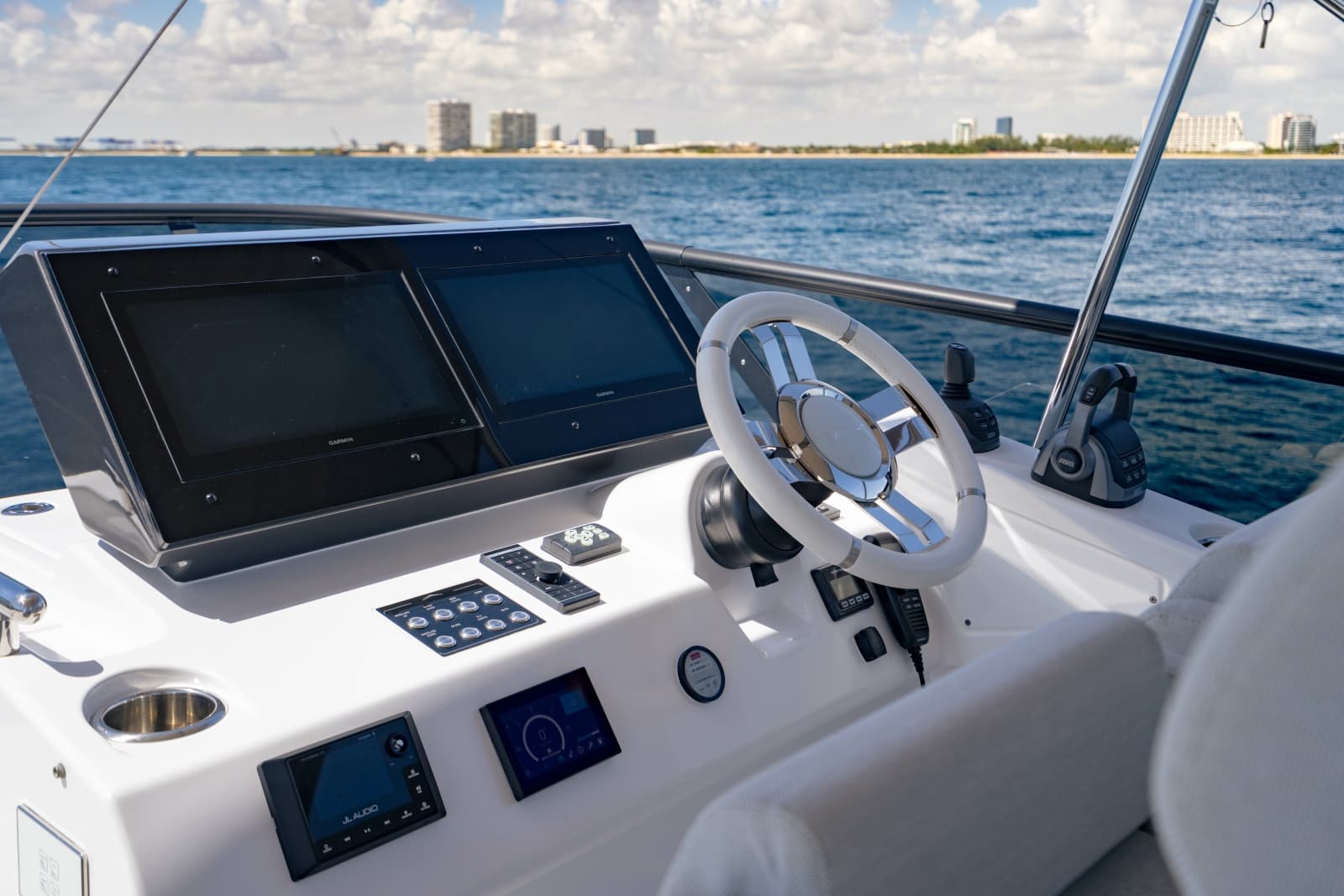 2024 Azimut 