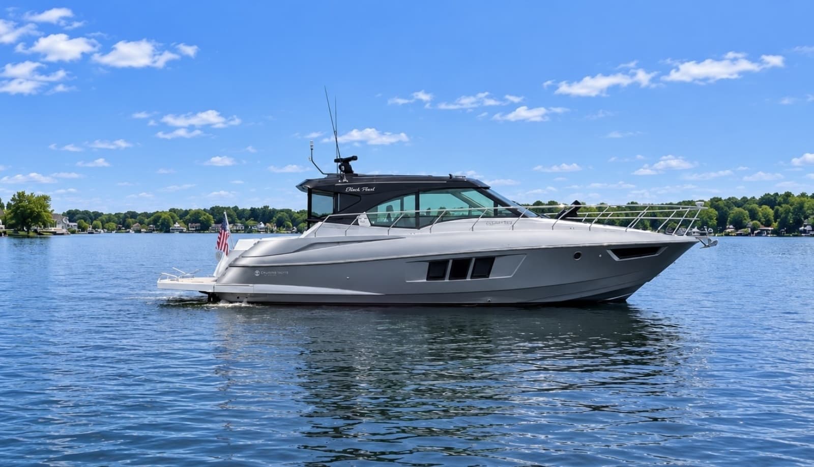 2016 Cruisers Yachts 45 Cantius