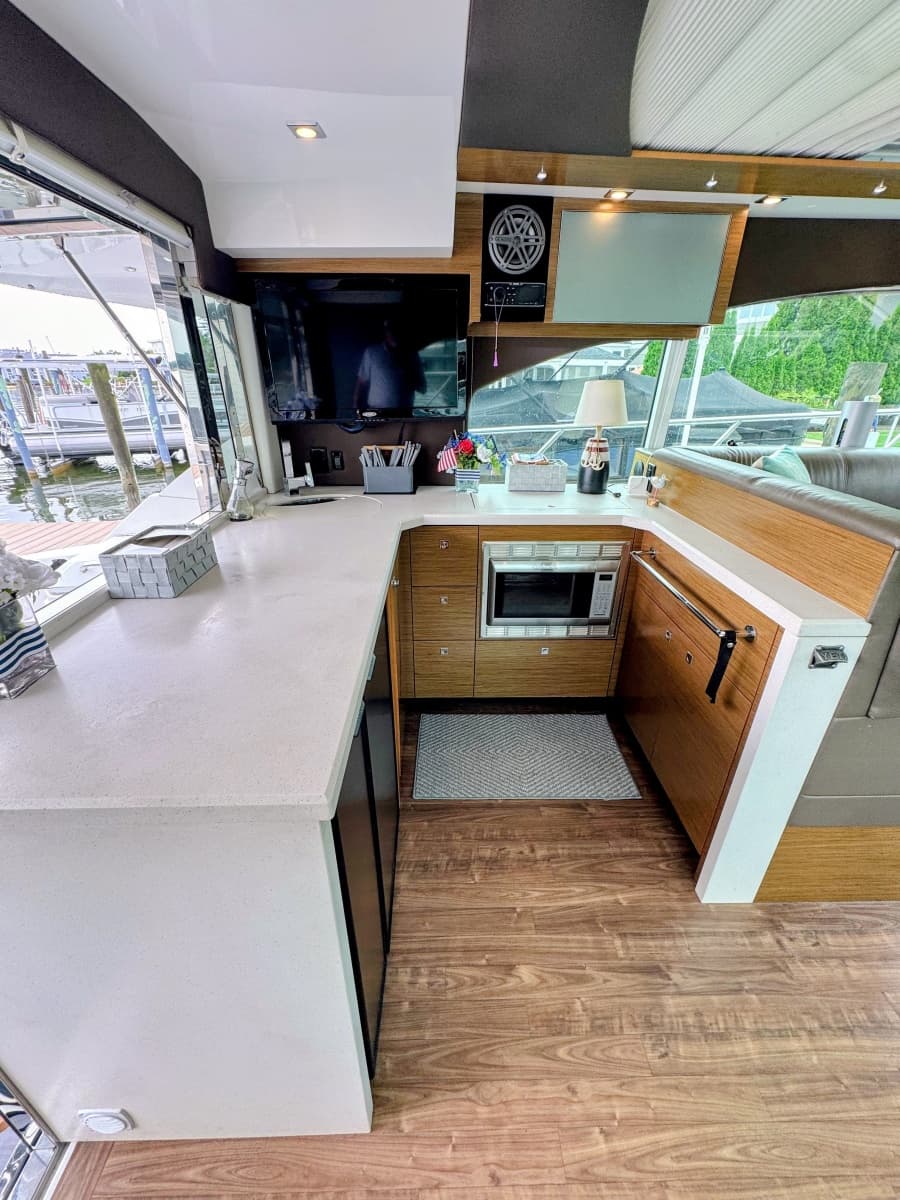 2016 Cruisers Yachts 45 Cantius