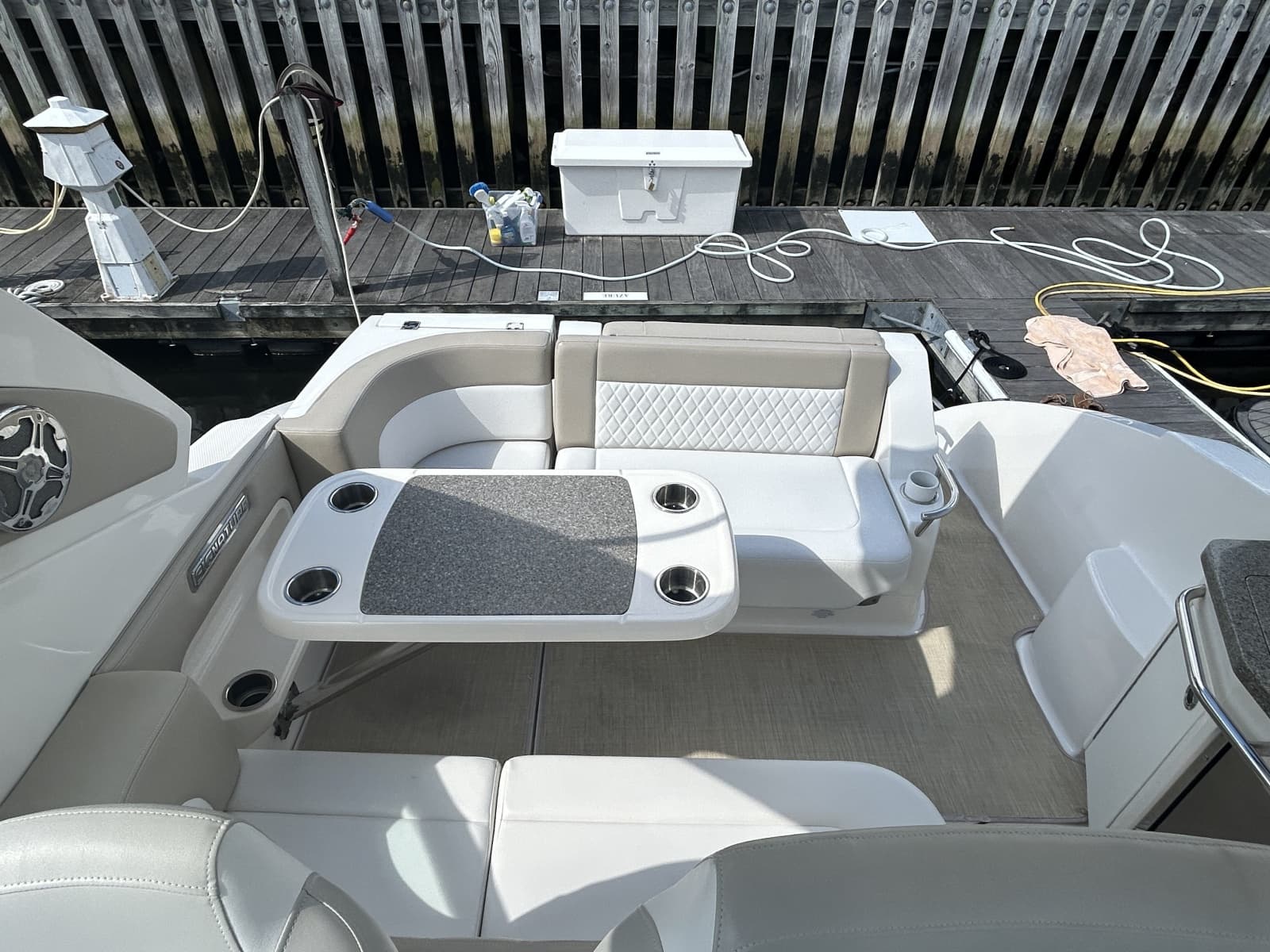 2015 Chaparral 310 Signature