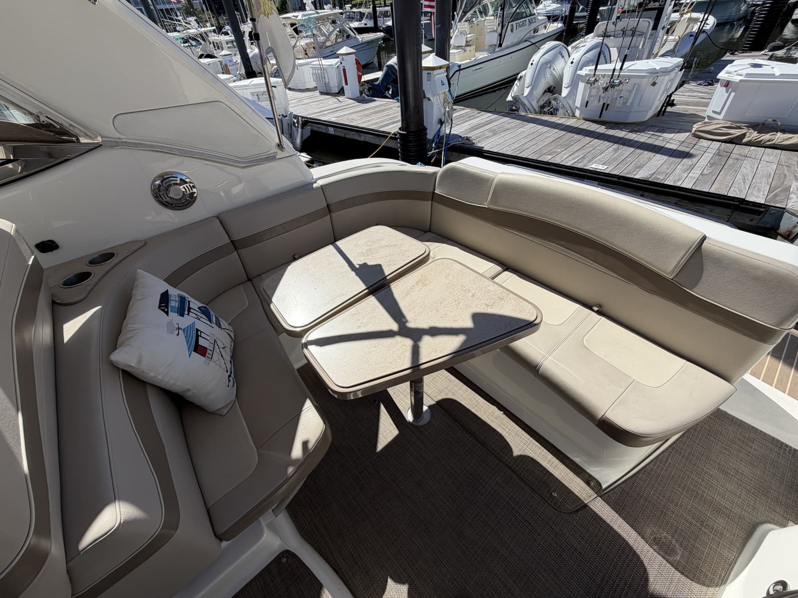2015 Formula 31 Performance Cruiser