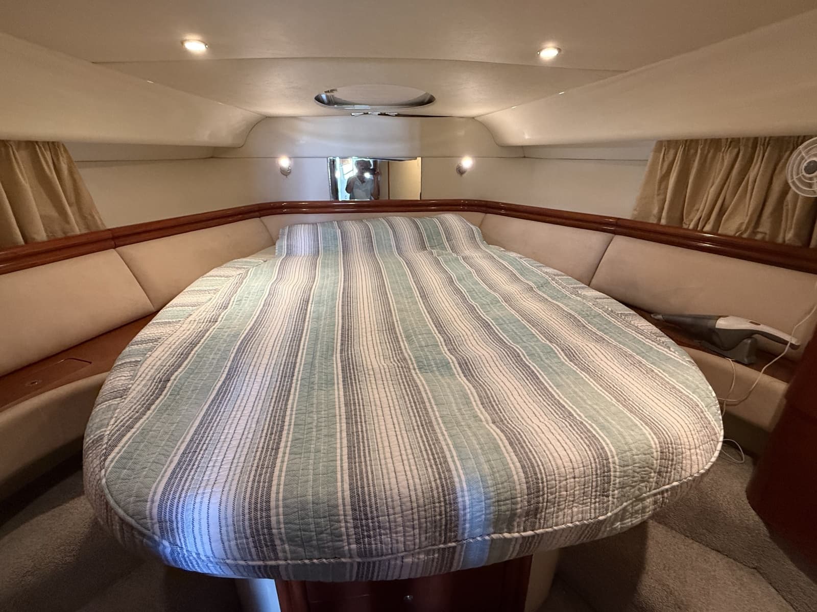 2004 Fairline Phantom 40