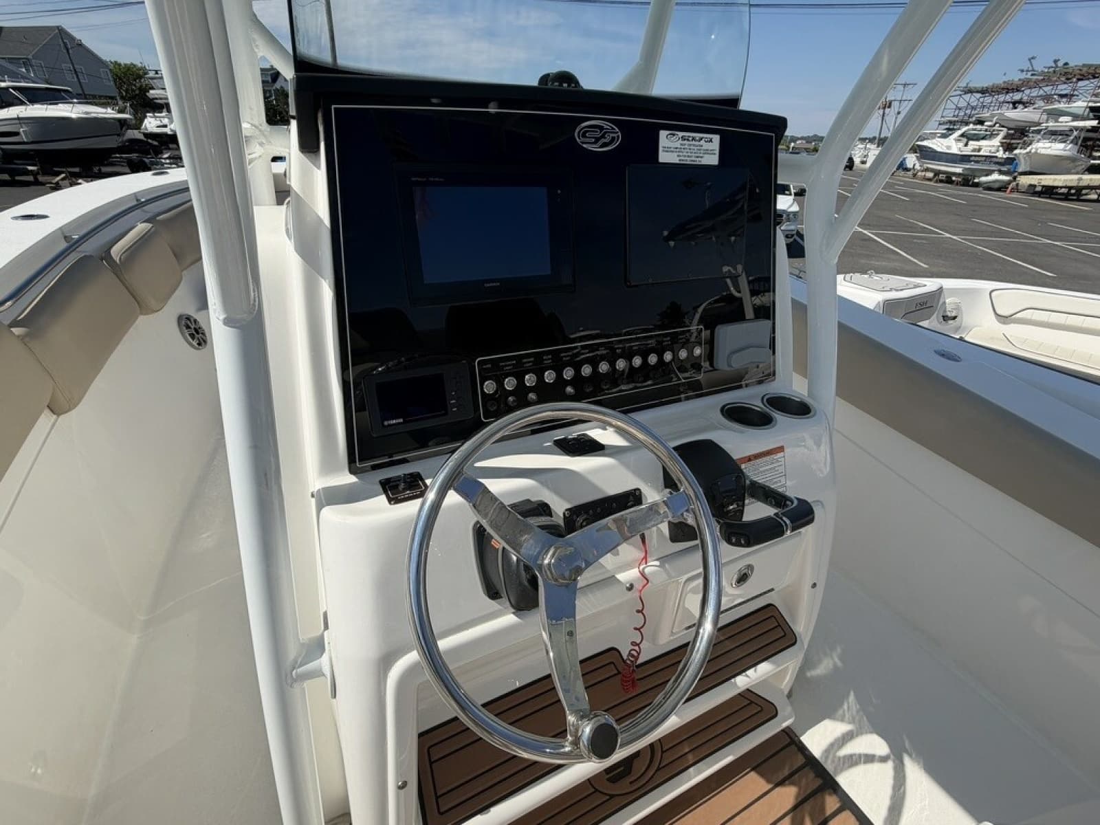 2016 Sea Fox 288 Commander