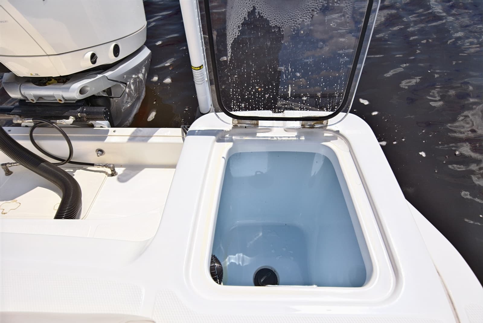 2022 Boston Whaler 