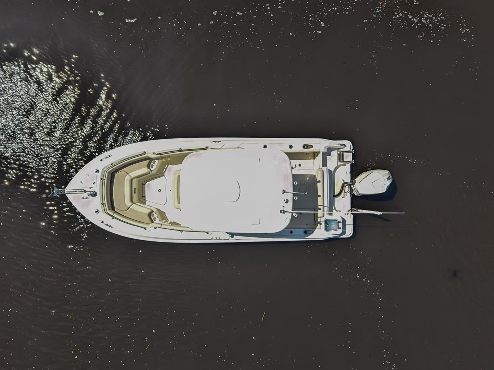 2022 Boston Whaler 