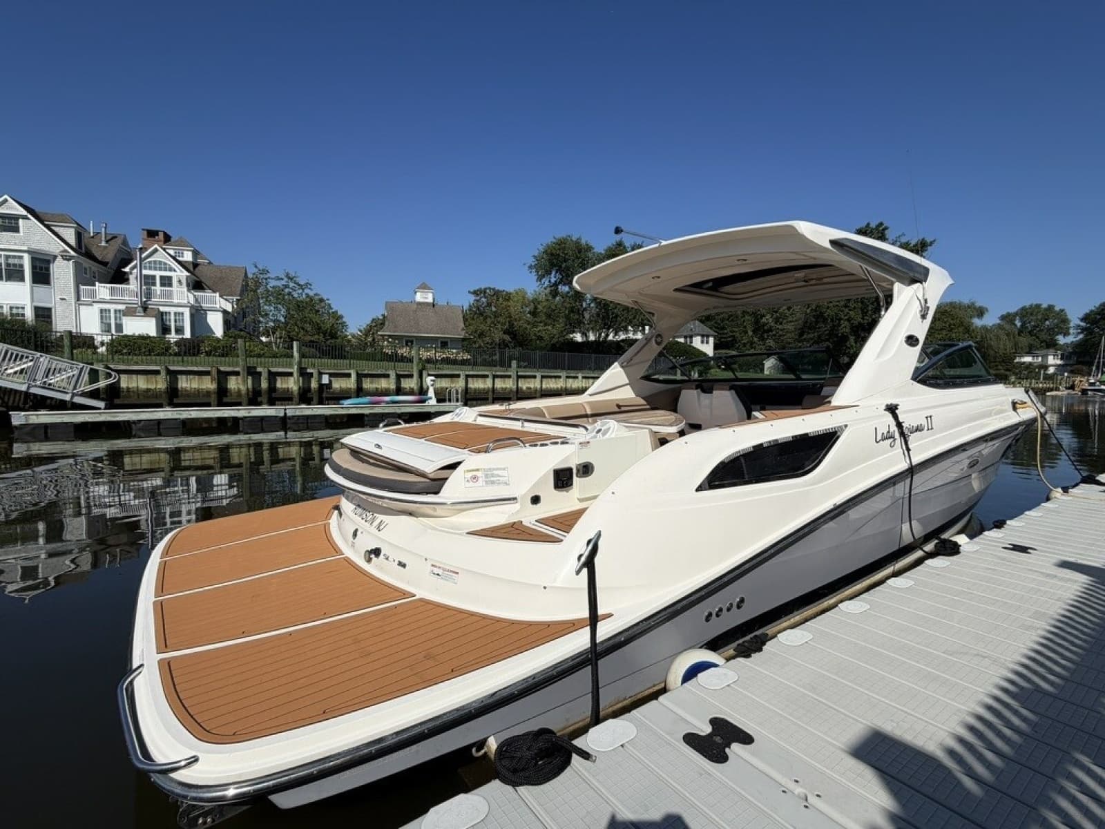 2017 Sea Ray SLX 350